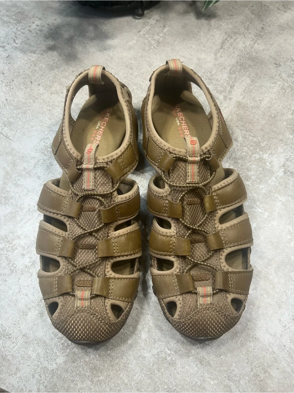Skechers Bikers  Women’s  Size 10 Olive/Tan Closed-Toe Fisherman Sandals